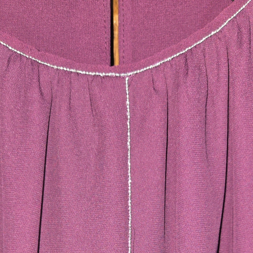 White House Black Market Sleeveless Plum Crewneck Shell Silver Detail Blouse 8 - Picture 2 of 4